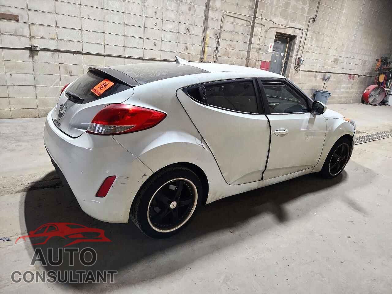 HYUNDAI VELOSTER 2012 - KMHTC6AD3CU039540