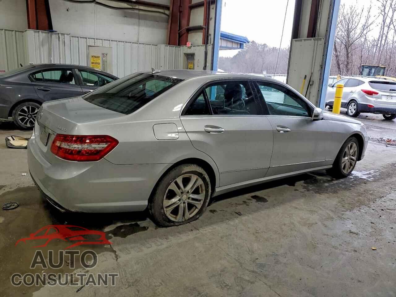 MERCEDES-BENZ E-CLASS 2010 - WDDHF8HB6AA098586