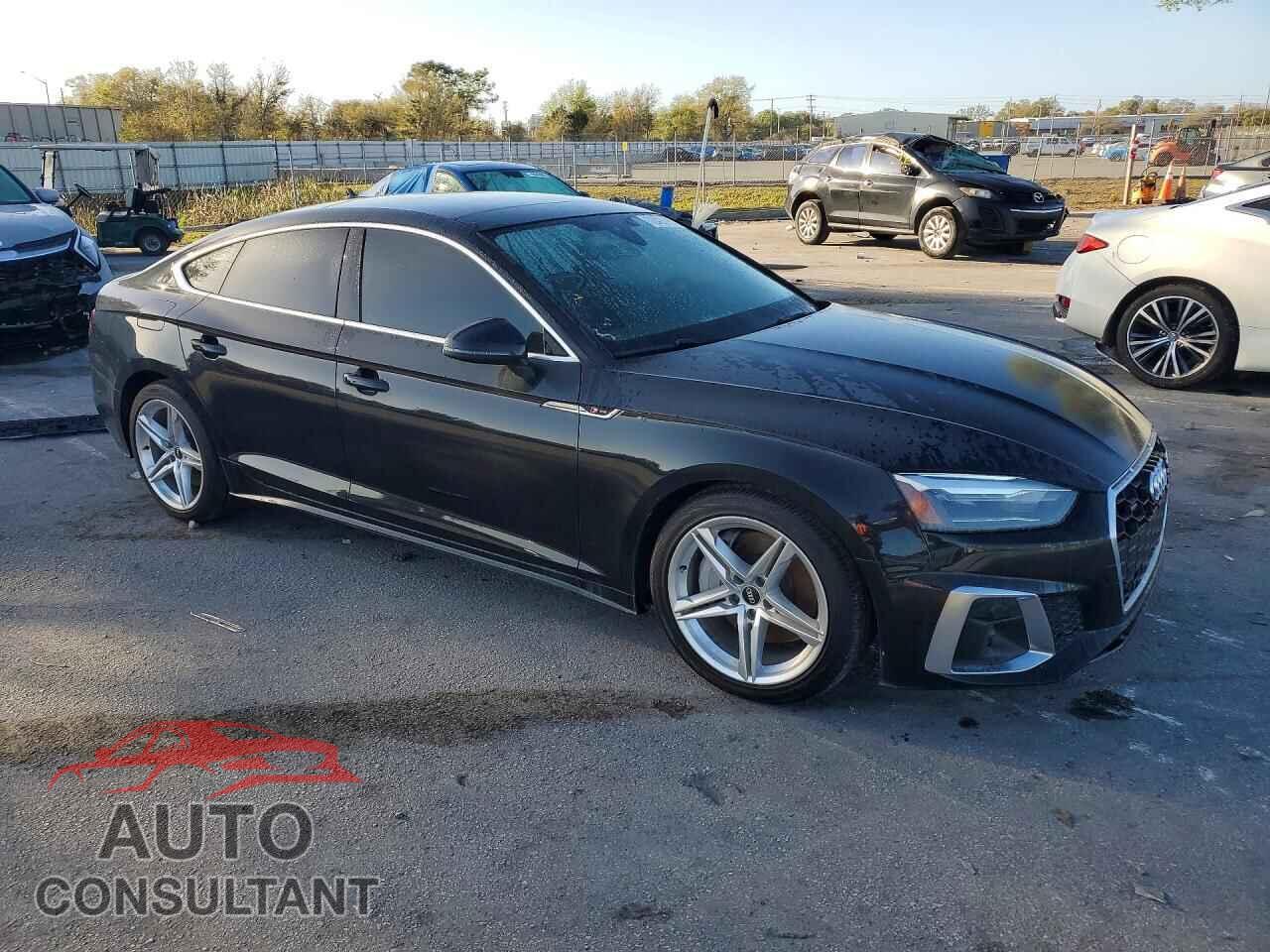 AUDI A5 2021 - WAUDACF50MA040143