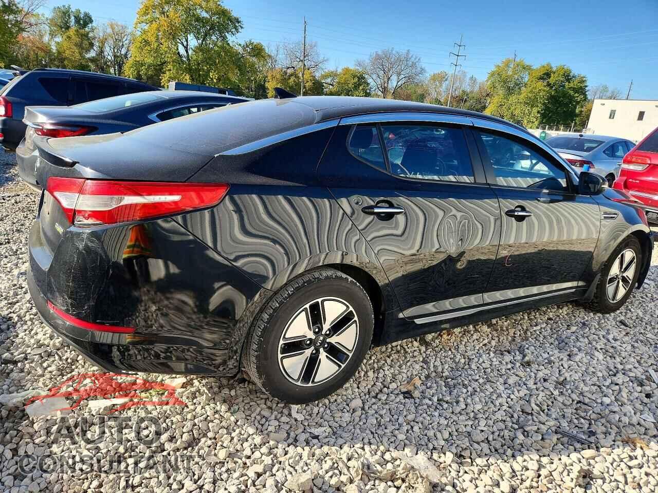 KIA OPTIMA 2011 - KNAGM4AD4B5000551