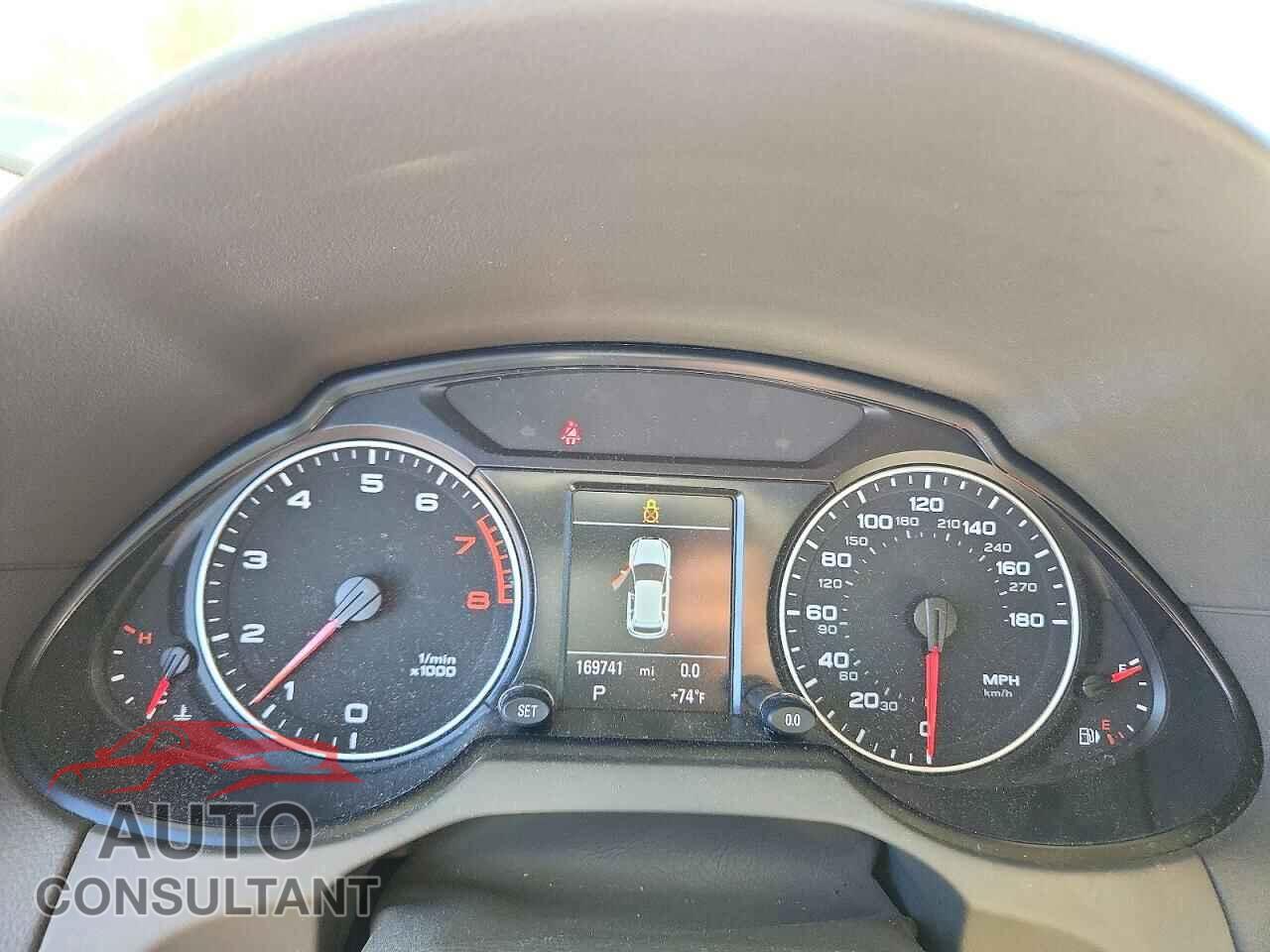AUDI Q5 2011 - WA1LFAFP1BA019279