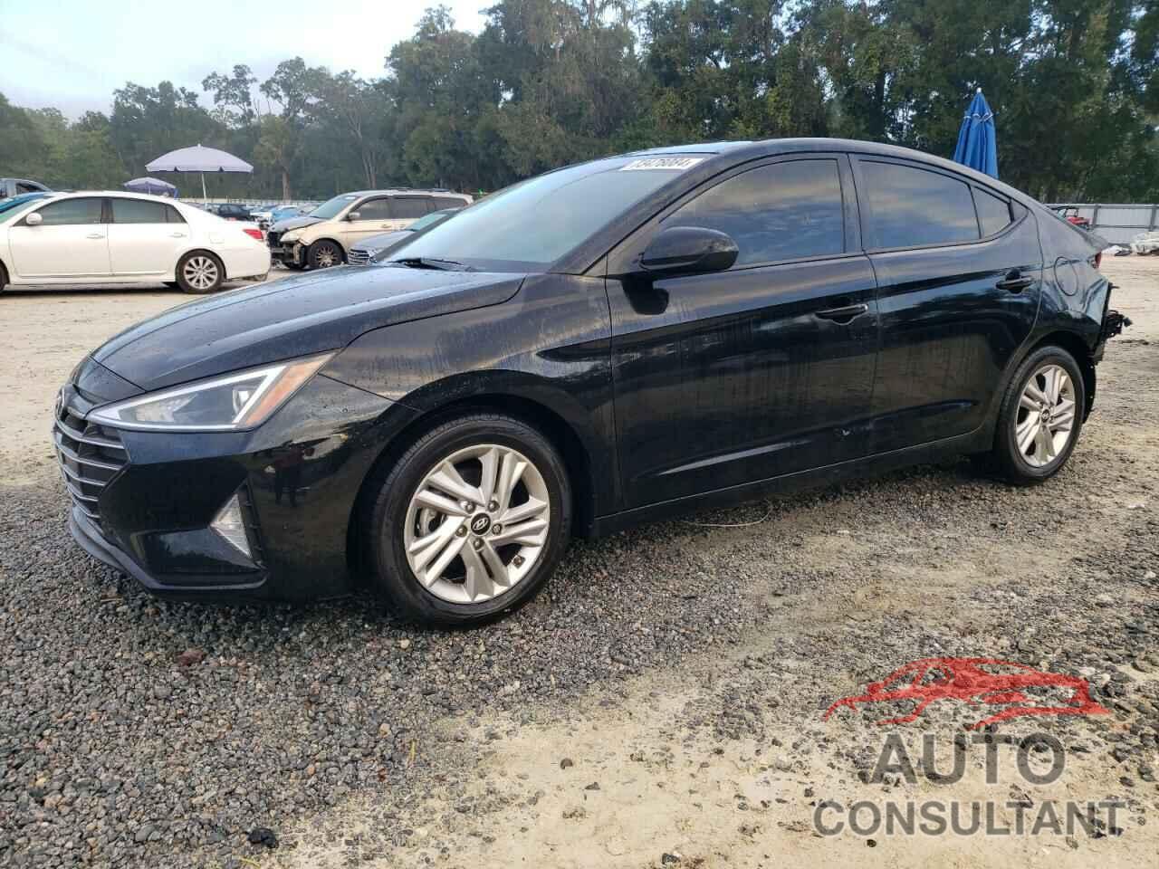 HYUNDAI ELANTRA 2019 - 5NPD84LF8KH488296