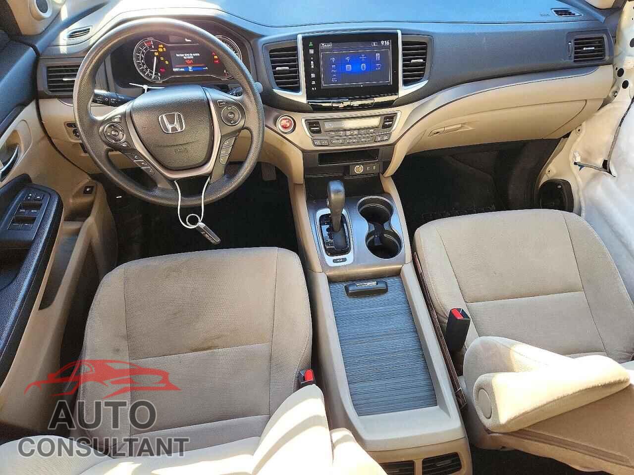 HONDA PILOT 2016 - 5FNYF6H33GB057601