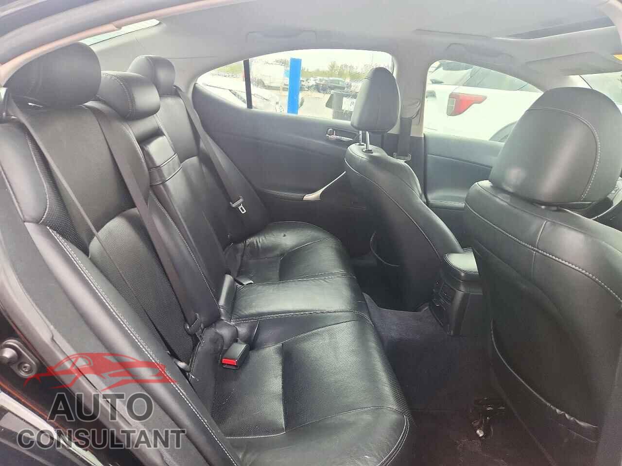 LEXUS IS 2010 - JTHCF5C21A2034085