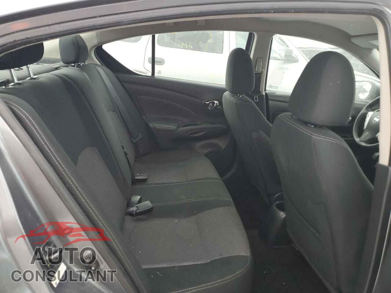 NISSAN VERSA 2019 - 3N1CN7AP3KL831214