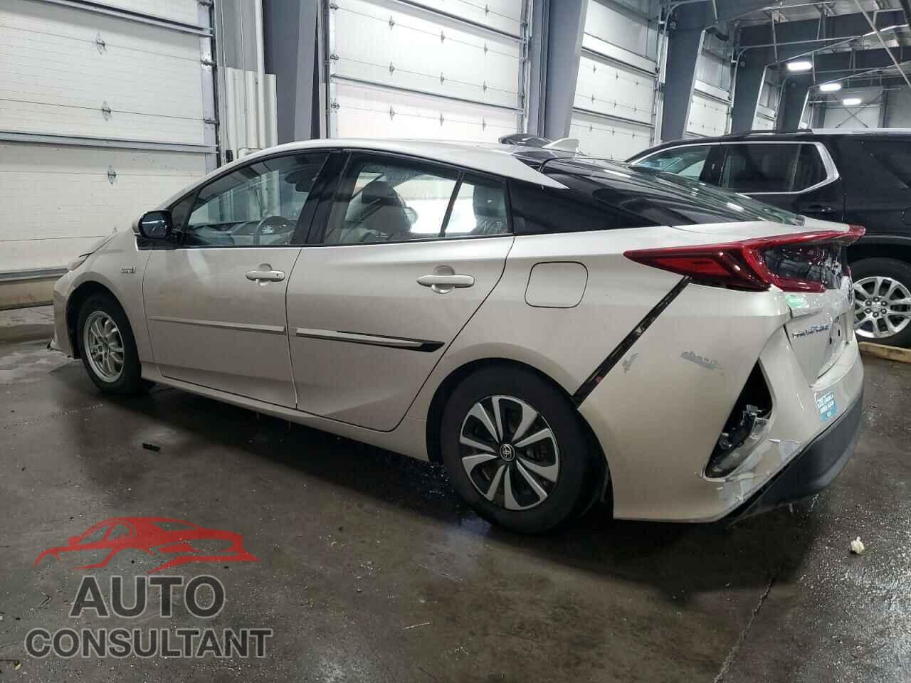 TOYOTA PRIUS 2017 - JTDKARFP6H3047199