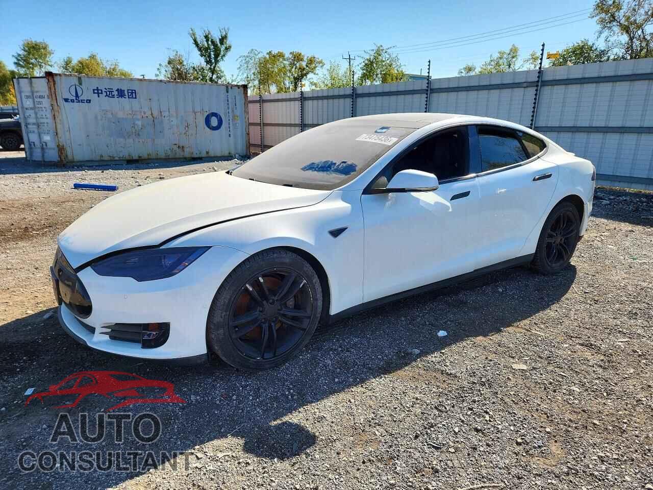 TESLA MODEL S 2015 - 5YJSA1E25FF116634