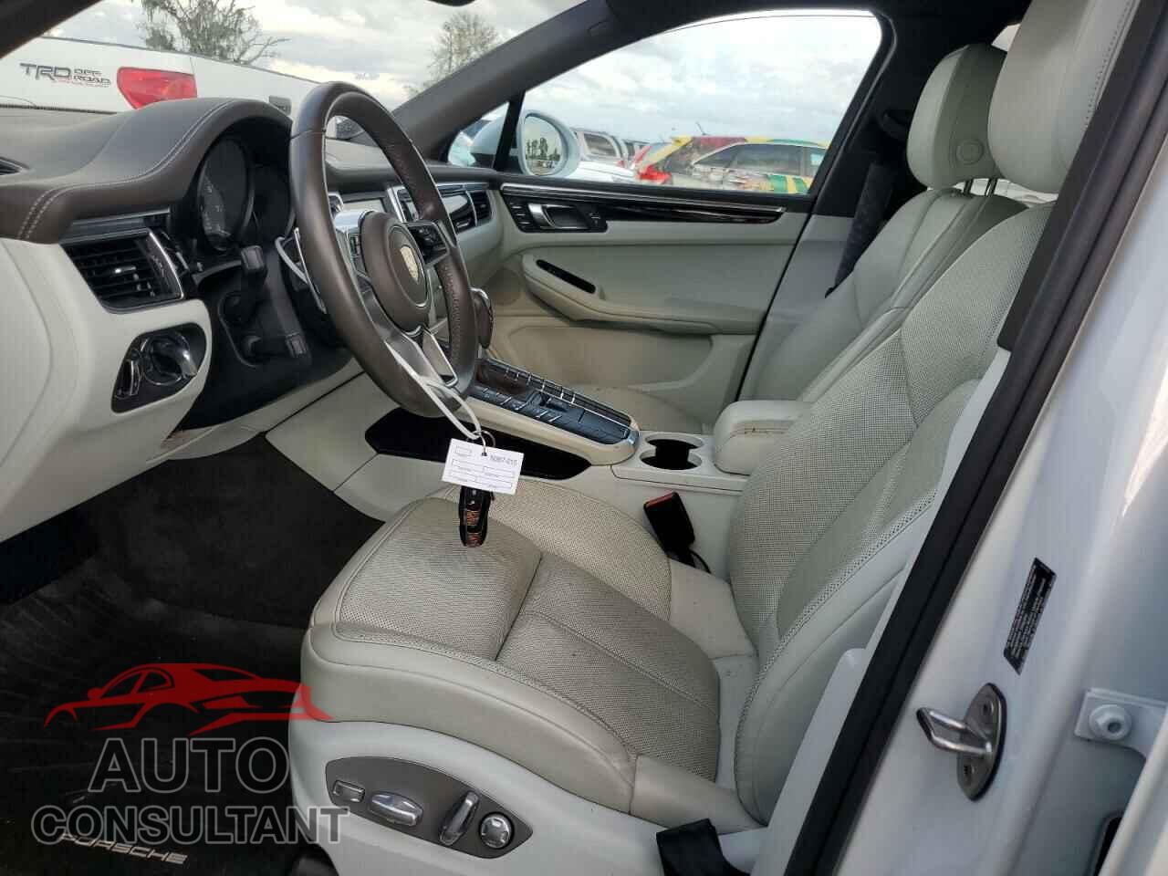 PORSCHE MACAN 2016 - WP1AB2A52GLB46444
