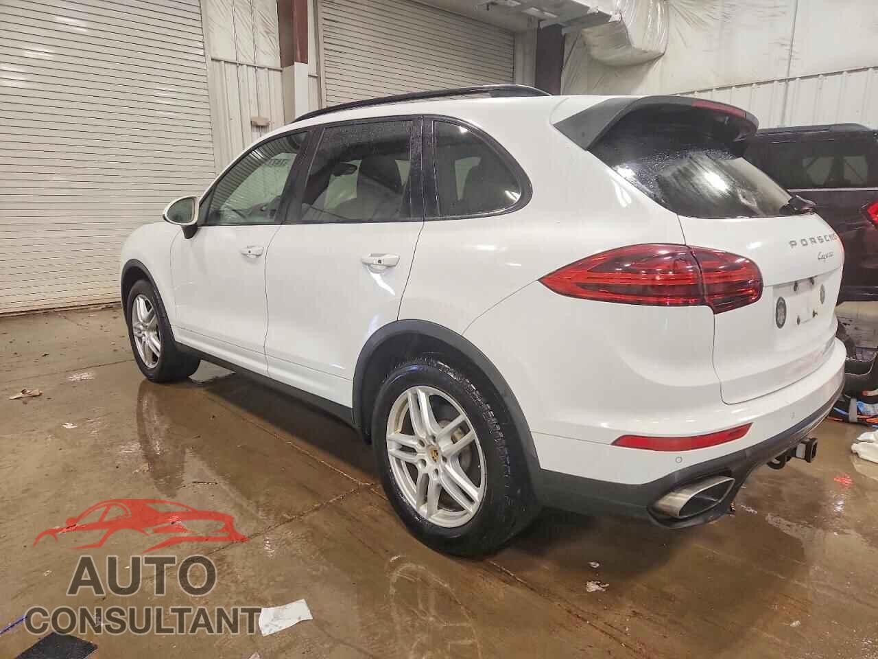 PORSCHE CAYENNE 2016 - WP1AA2A24GKA10881