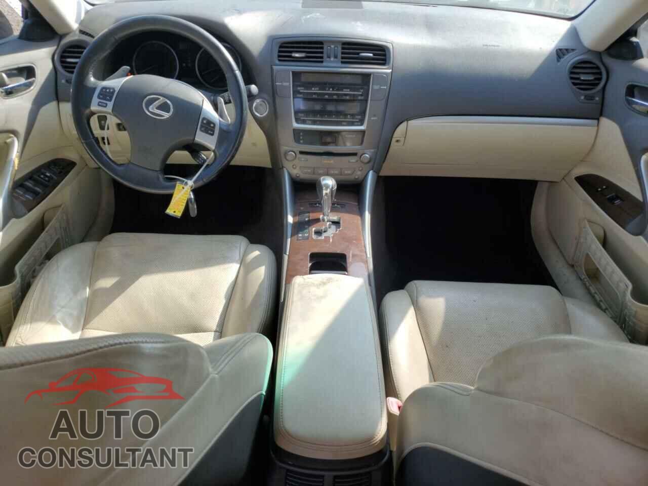LEXUS IS 2012 - JTHCF5C28C5054559
