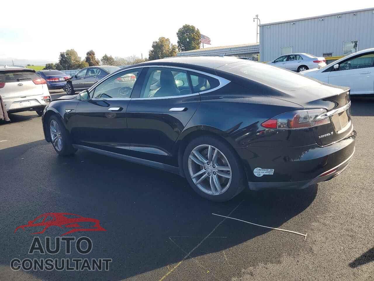 TESLA MODEL S 2015 - 5YJSA1S1XFFP78852