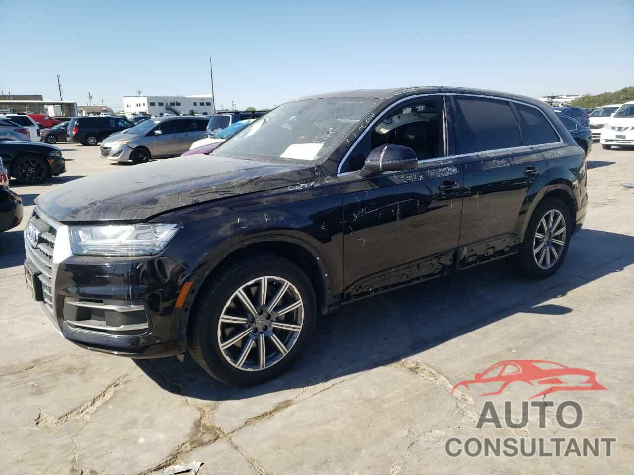 AUDI Q7 2019 - WA1LHAF74KD034660