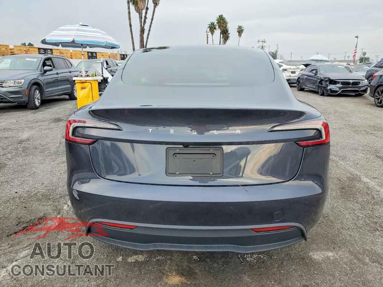 TESLA MODEL 3 2024 - 5YJ3E1EA3RF870961
