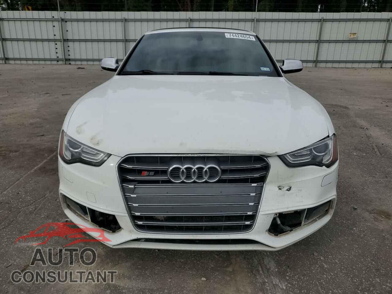 AUDI S5/RS5 2013 - WAUCGAFR8DA038481