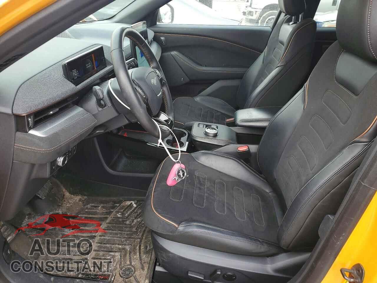 FORD MUSTANG 2021 - 3FMTK4SE6MME01154