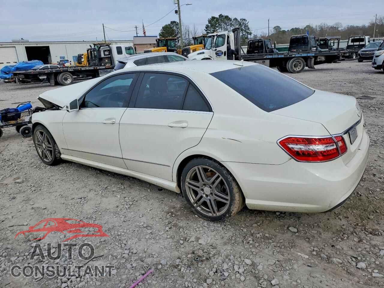MERCEDES-BENZ E-CLASS 2010 - WDDHF5GB6AA081156