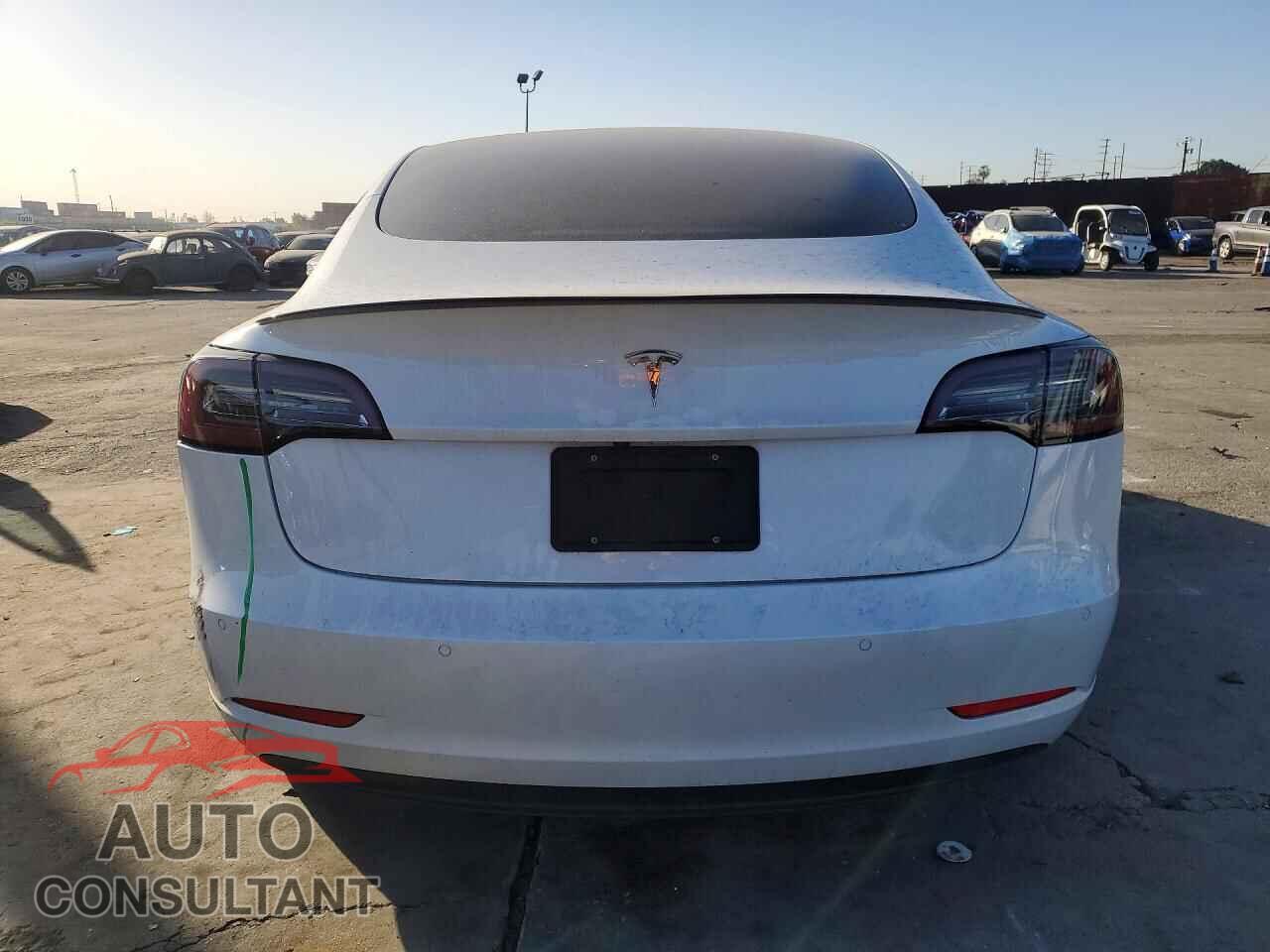 TESLA MODEL 3 2022 - 5YJ3E1EA4NF301966