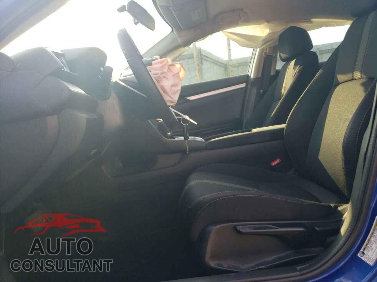 HONDA CIVIC 2018 - 2HGFC2F53JH588443