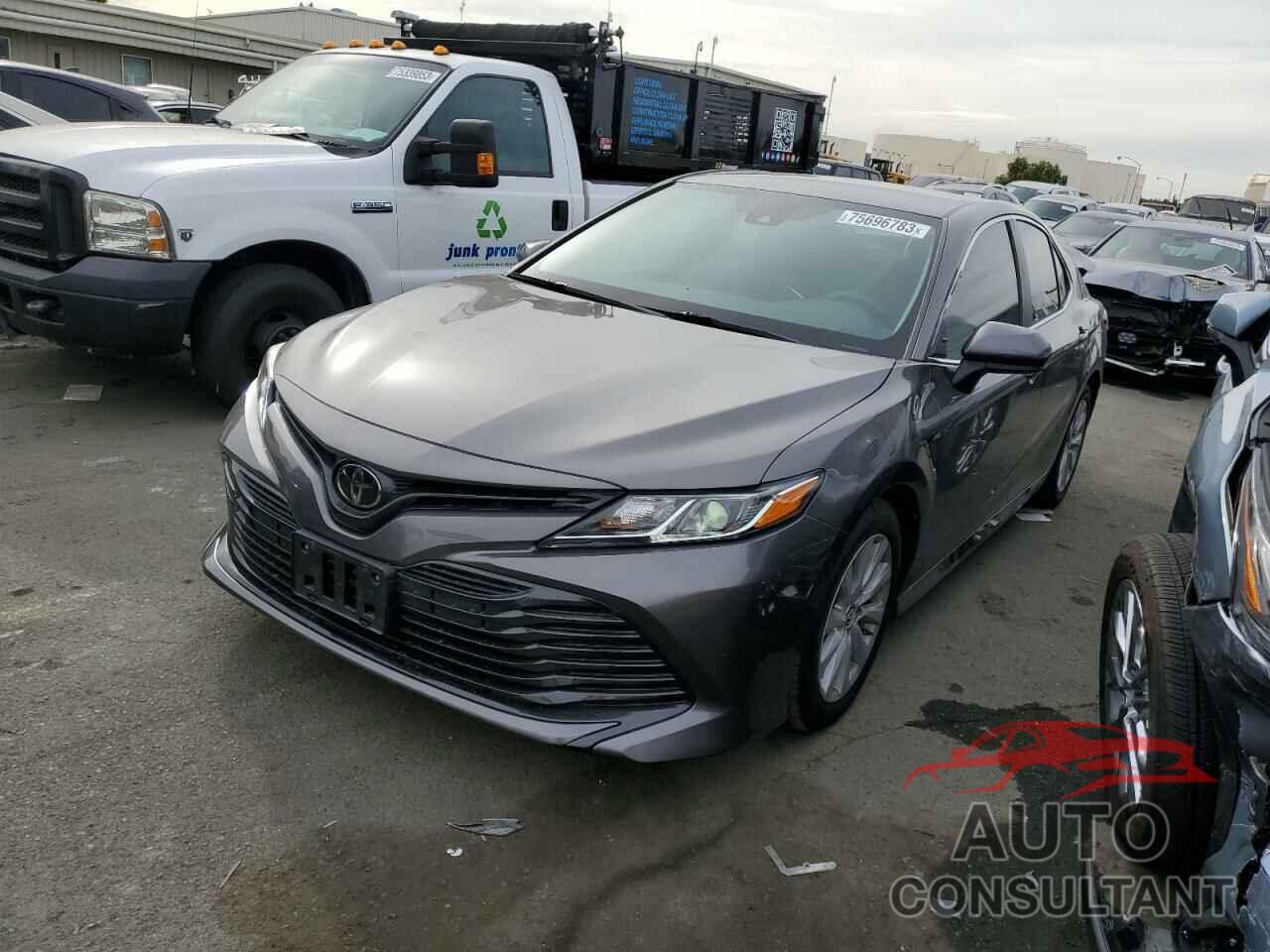 TOYOTA CAMRY 2019 - 4T1B11HK3KU237445