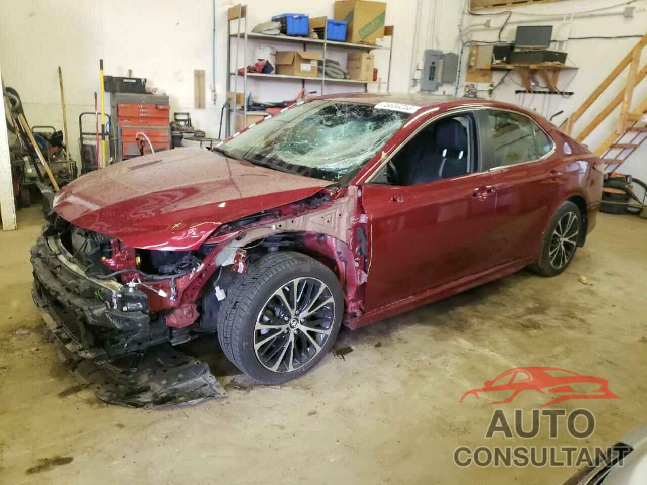 TOYOTA CAMRY 2018 - 4T1B11HK7JU540128