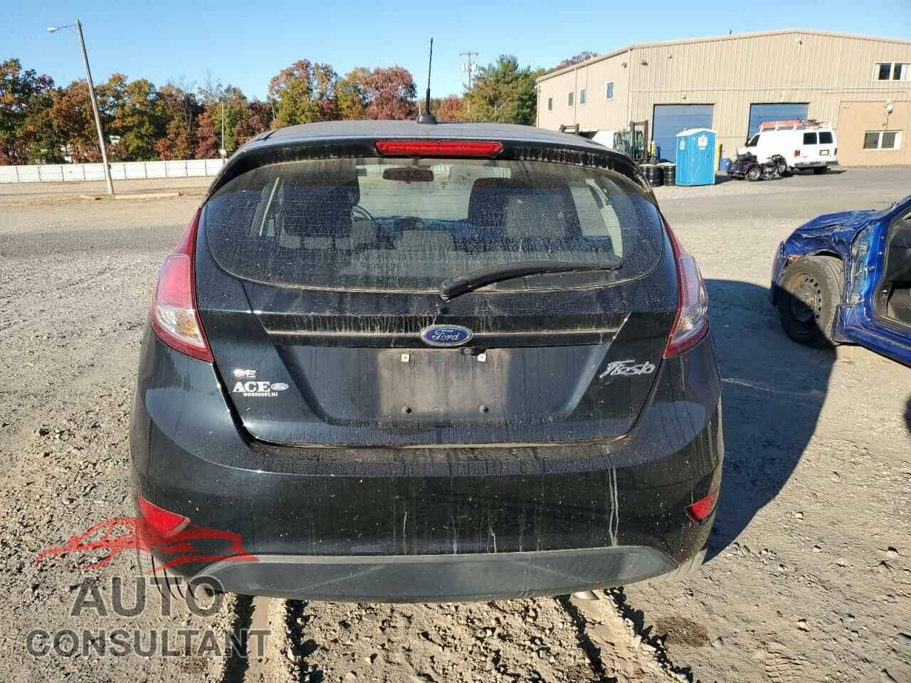 FORD FIESTA 2018 - 3FADP4EJ7JM125930