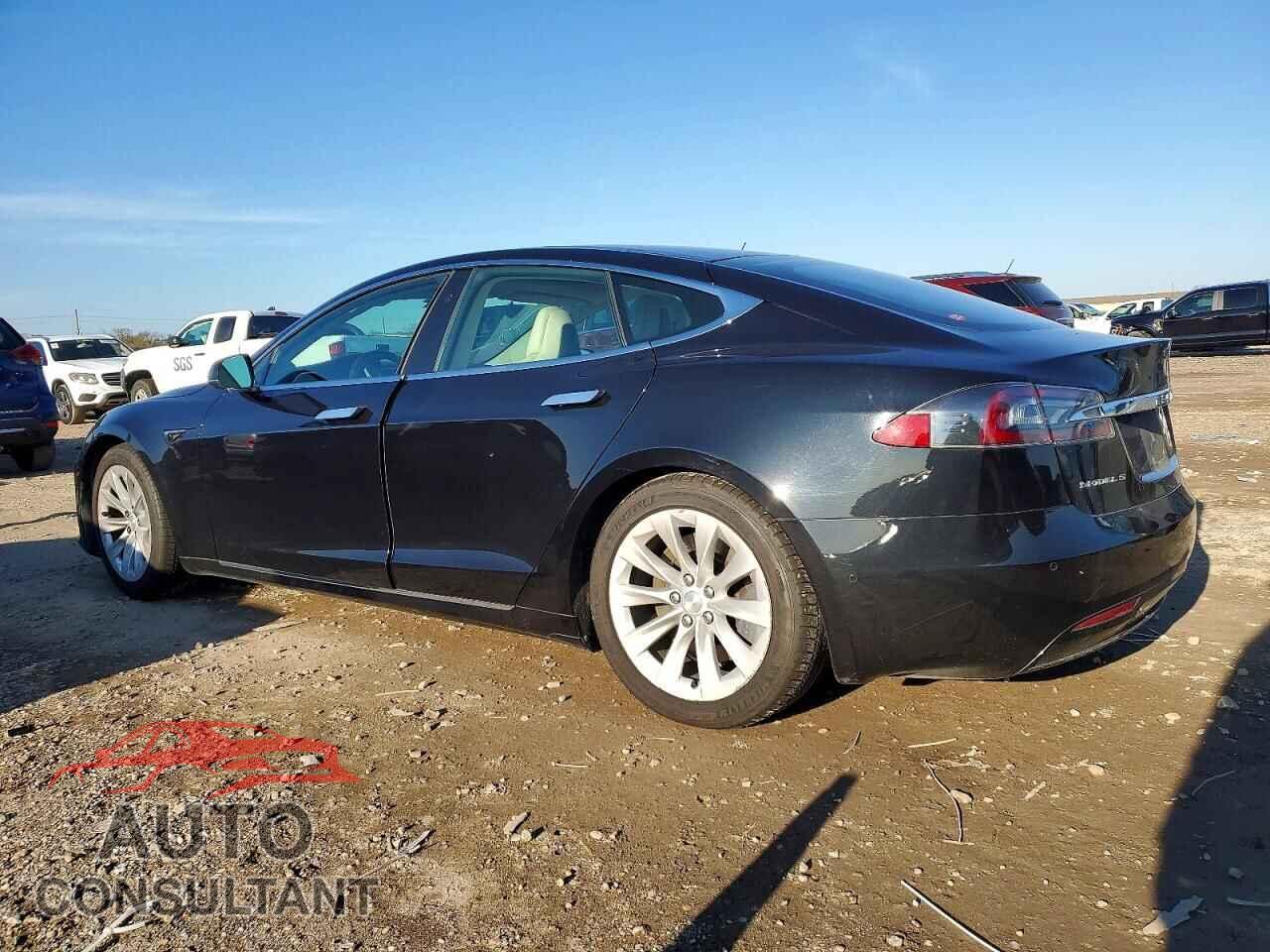 TESLA MODEL S 2017 - 5YJSA1E28HF229870