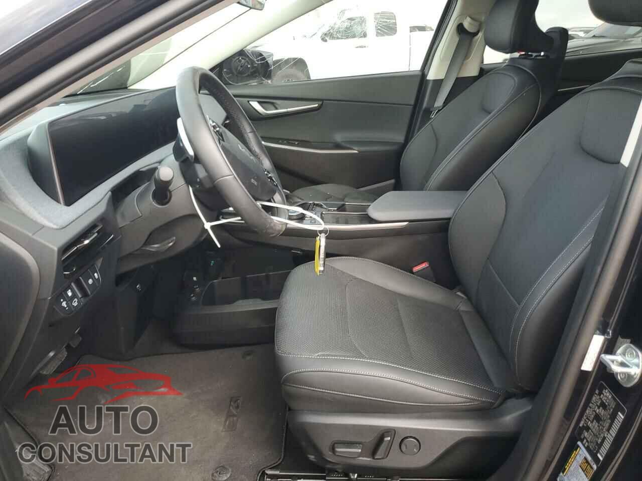 KIA EV6 LIGHT 2023 - KNDC3DLC5P5119175