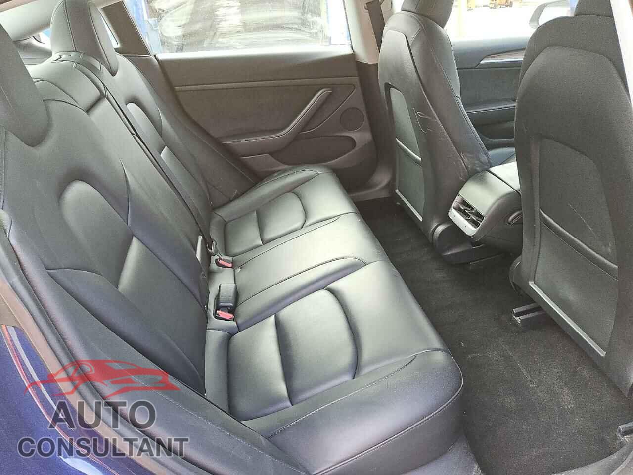 TESLA MODEL 3 2023 - 5YJ3E1EA0PF447784