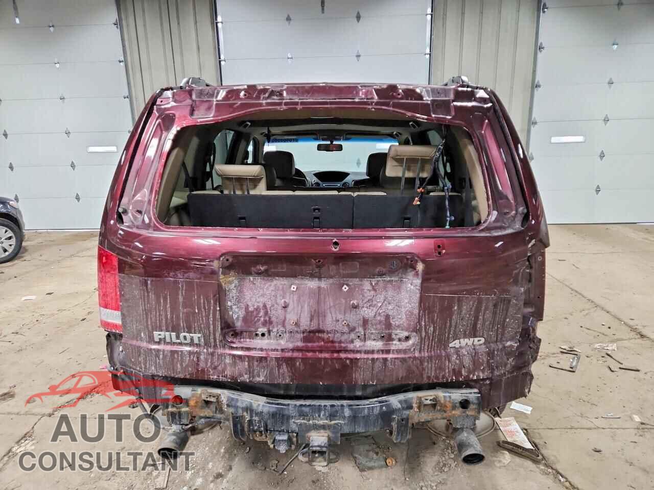 HONDA PILOT 2011 - 5FNYF4H55BB066041