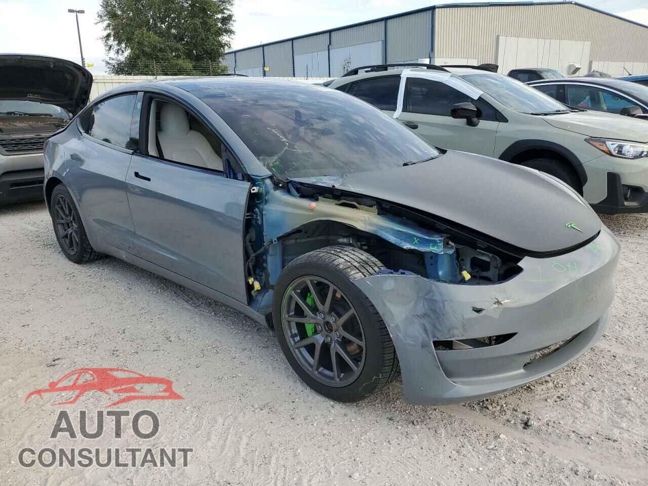 TESLA MODEL 3 2020 - 5YJ3E1EB9LF668433