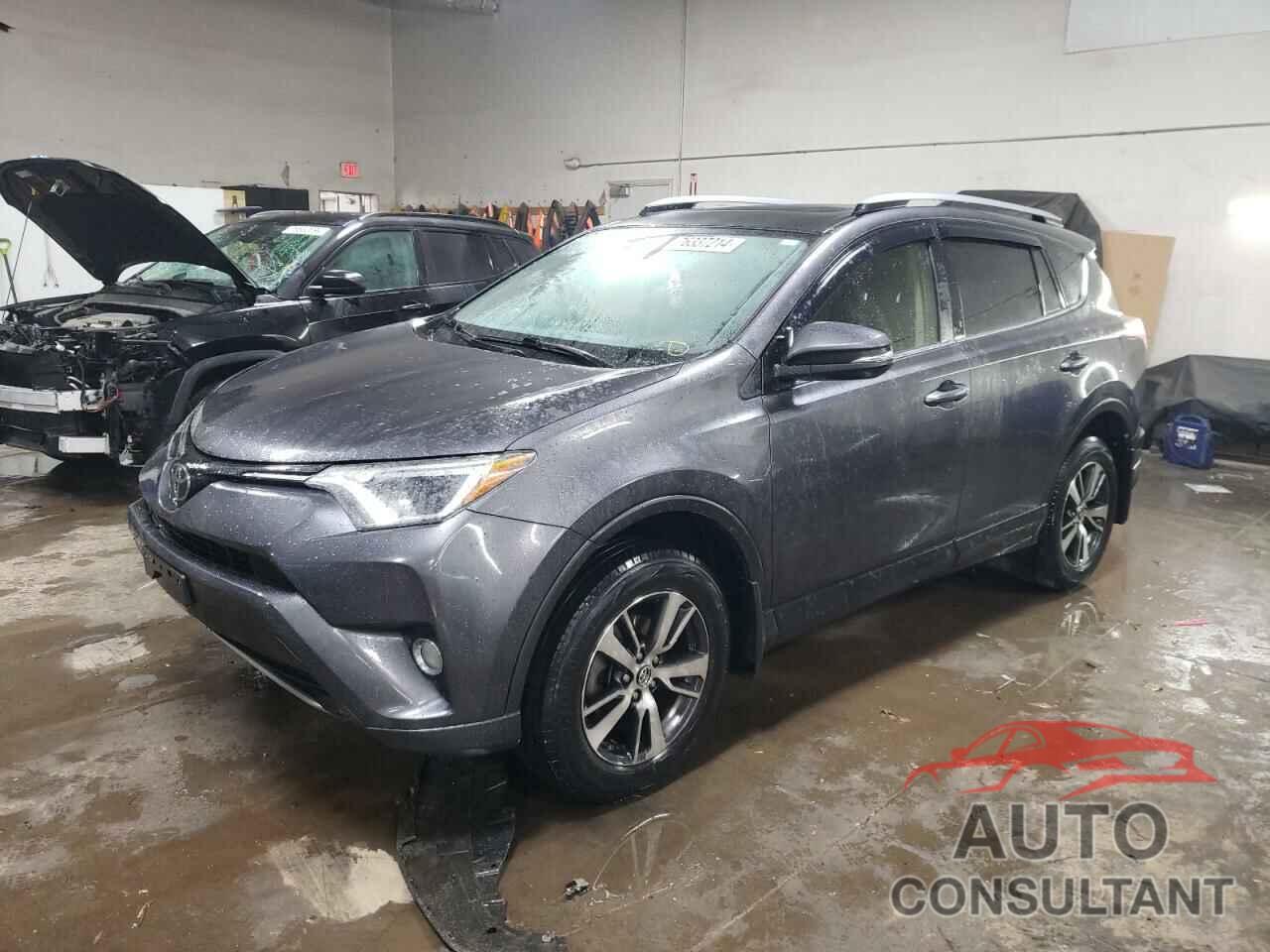 TOYOTA RAV4 2018 - JTMRFREV6JJ226747