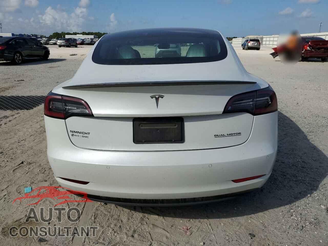 TESLA MODEL 3 2020 - 5YJ3E1EC1LF736409