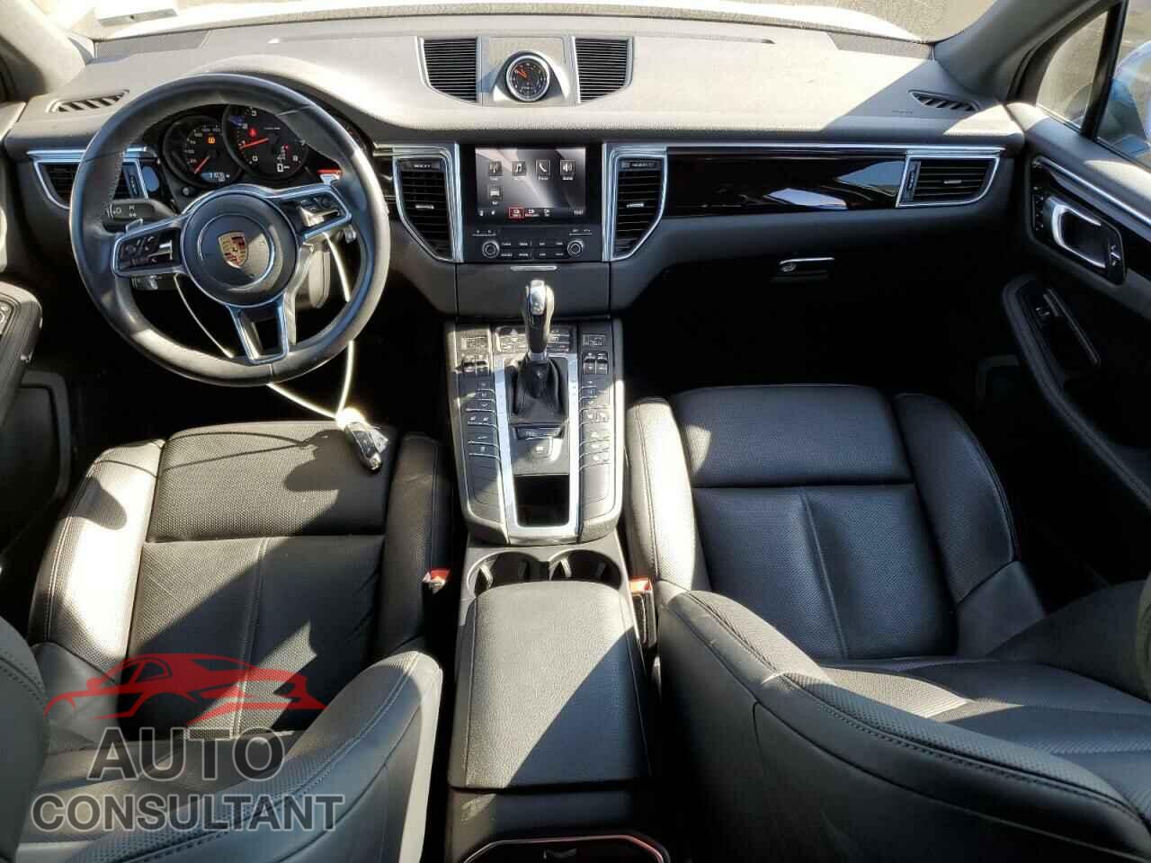 PORSCHE MACAN 2018 - WP1AA2A52JLB23997