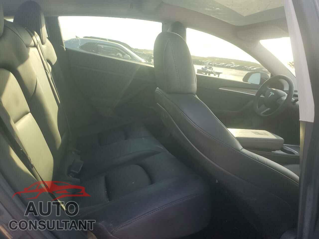 TESLA MODEL 3 2021 - 5YJ3E1EA0MF976700