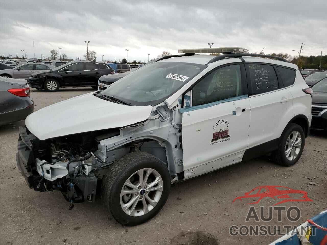 FORD ESCAPE 2018 - 1FMCU9GDXJUD38087