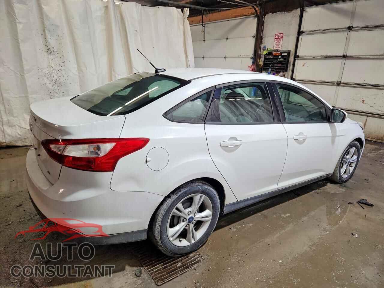 FORD FOCUS 2014 - 1FADP3F22EL105920