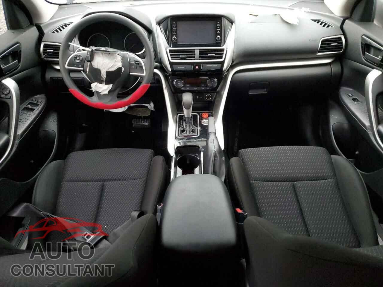 MITSUBISHI ECLIPSE 2018 - JA4AT3AA3JZ048748