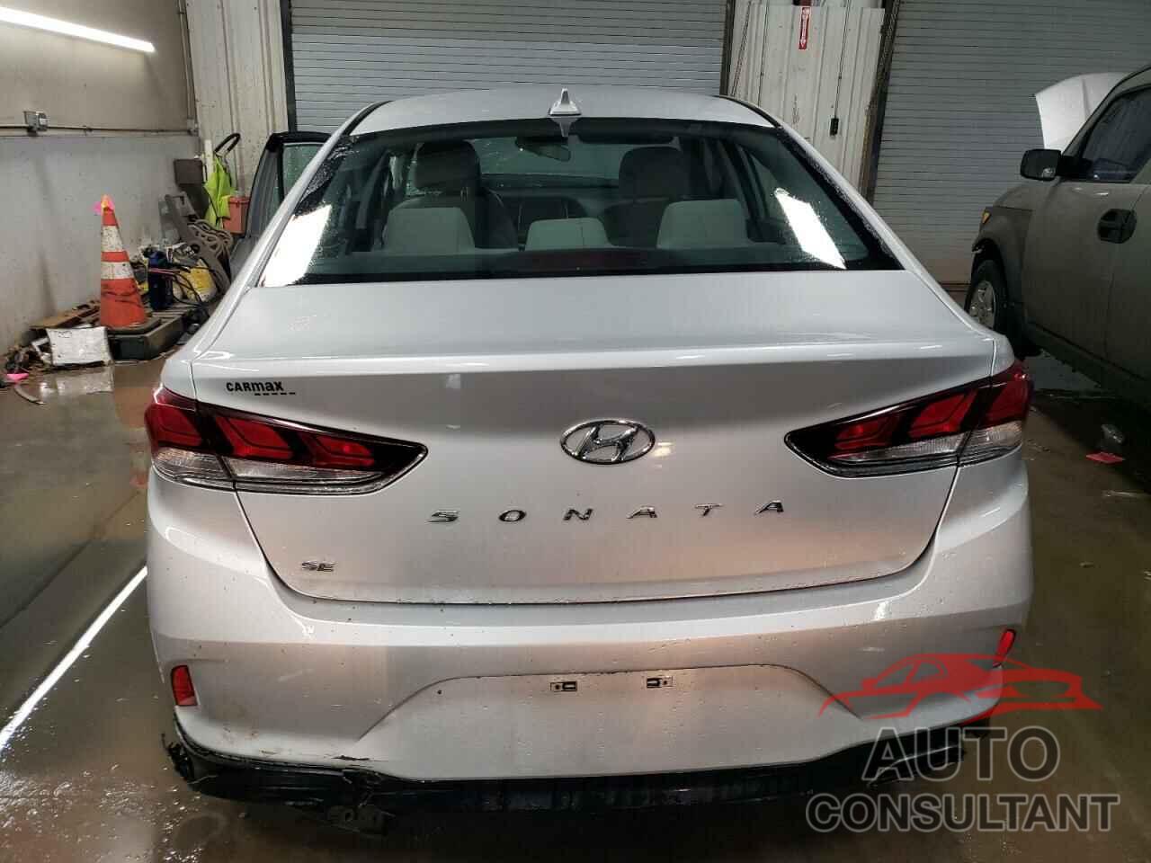 HYUNDAI SONATA 2018 - 5NPE24AF2JH620959