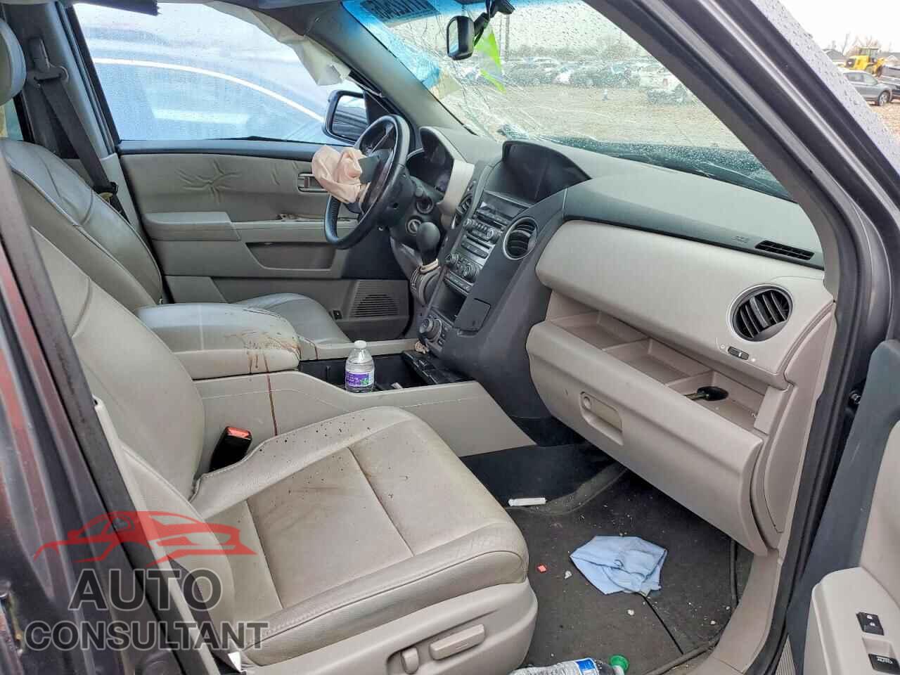 HONDA PILOT 2014 - 5FNYF4H99EB022440