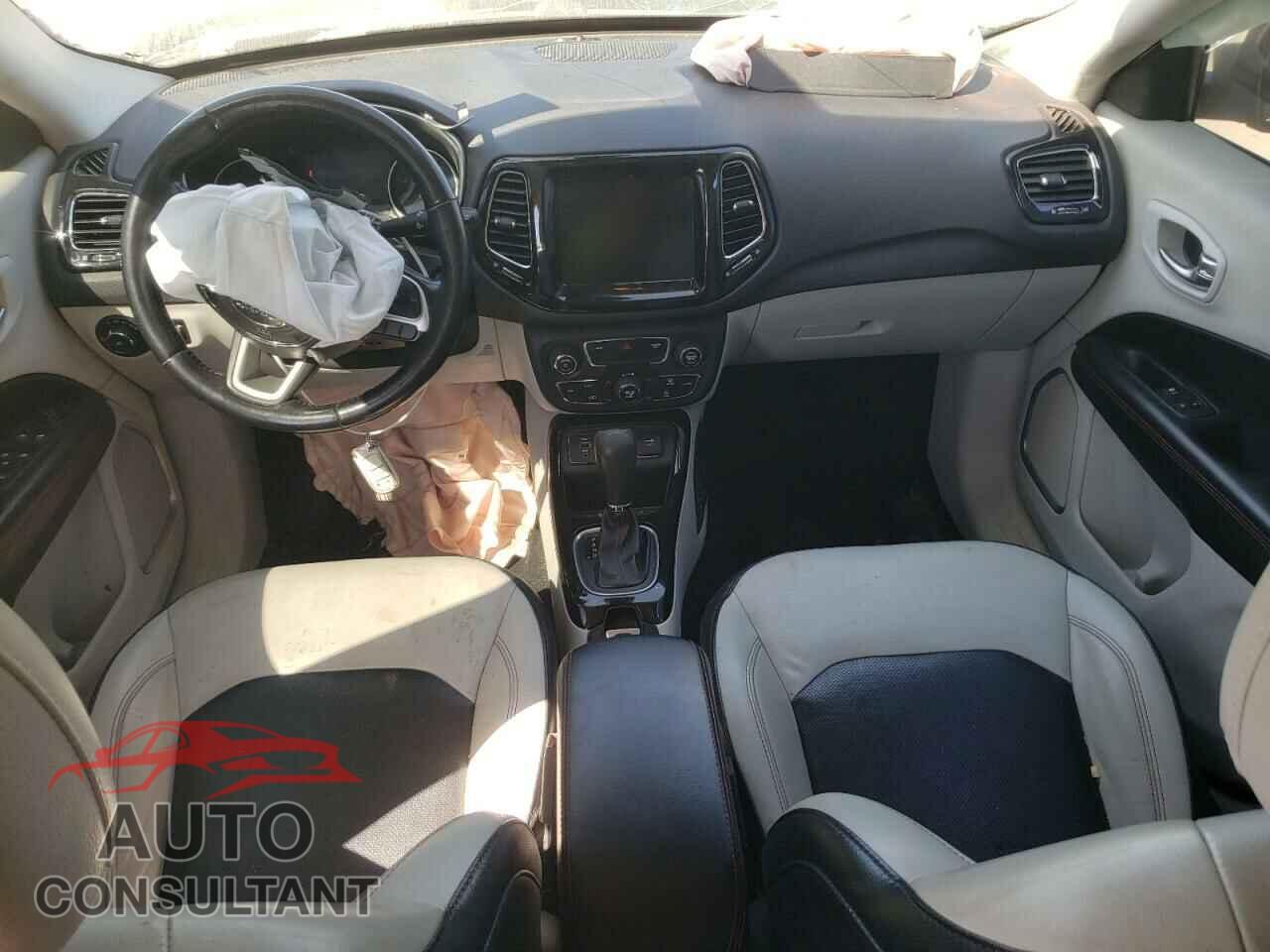 JEEP COMPASS 2020 - 3C4NJCCB2LT152385