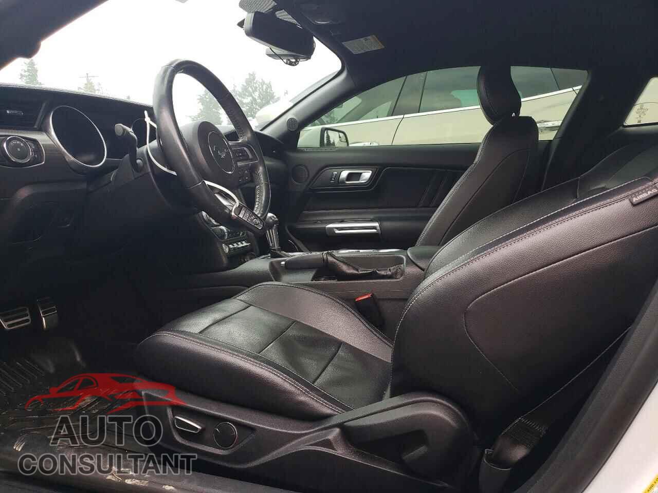 FORD MUSTANG 2018 - 1FA6P8THXJ5123210