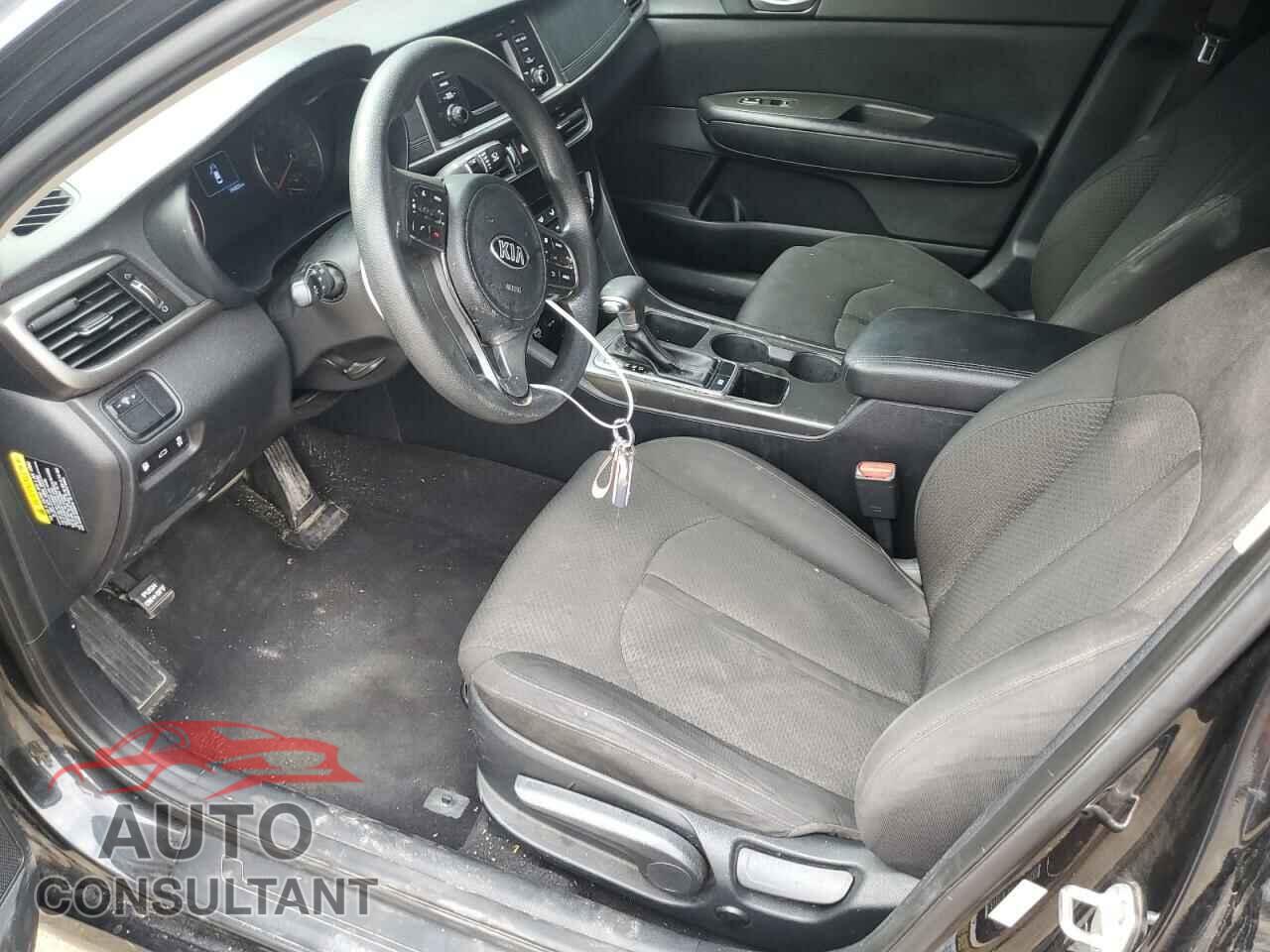 KIA OPTIMA 2017 - KNAGT4L36H5179112