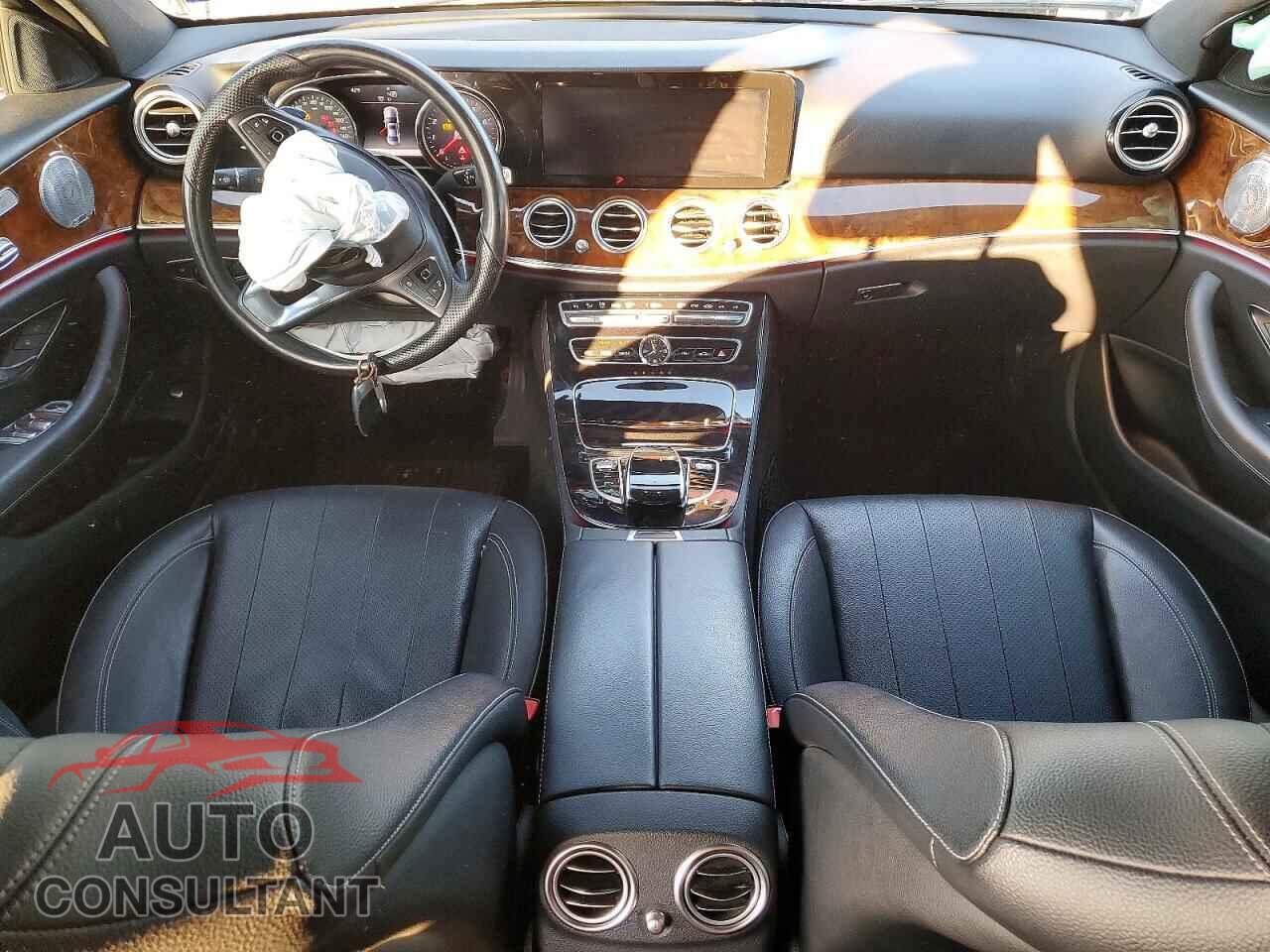 MERCEDES-BENZ E-CLASS 2017 - WDDZF4KB9HA102677