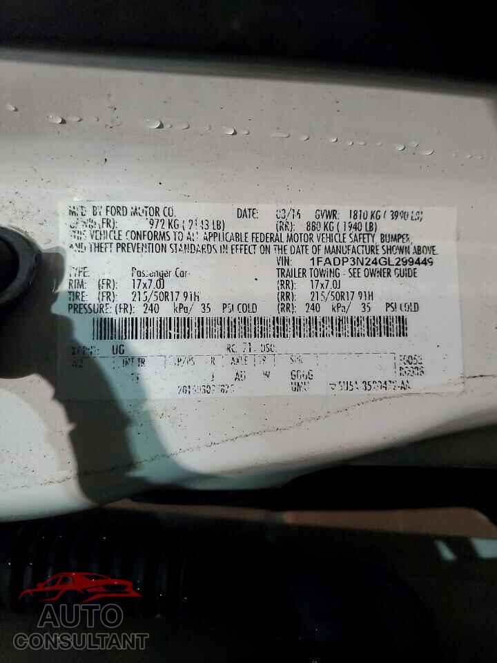 FORD FOCUS 2016 - 1FADP3N24GL299449