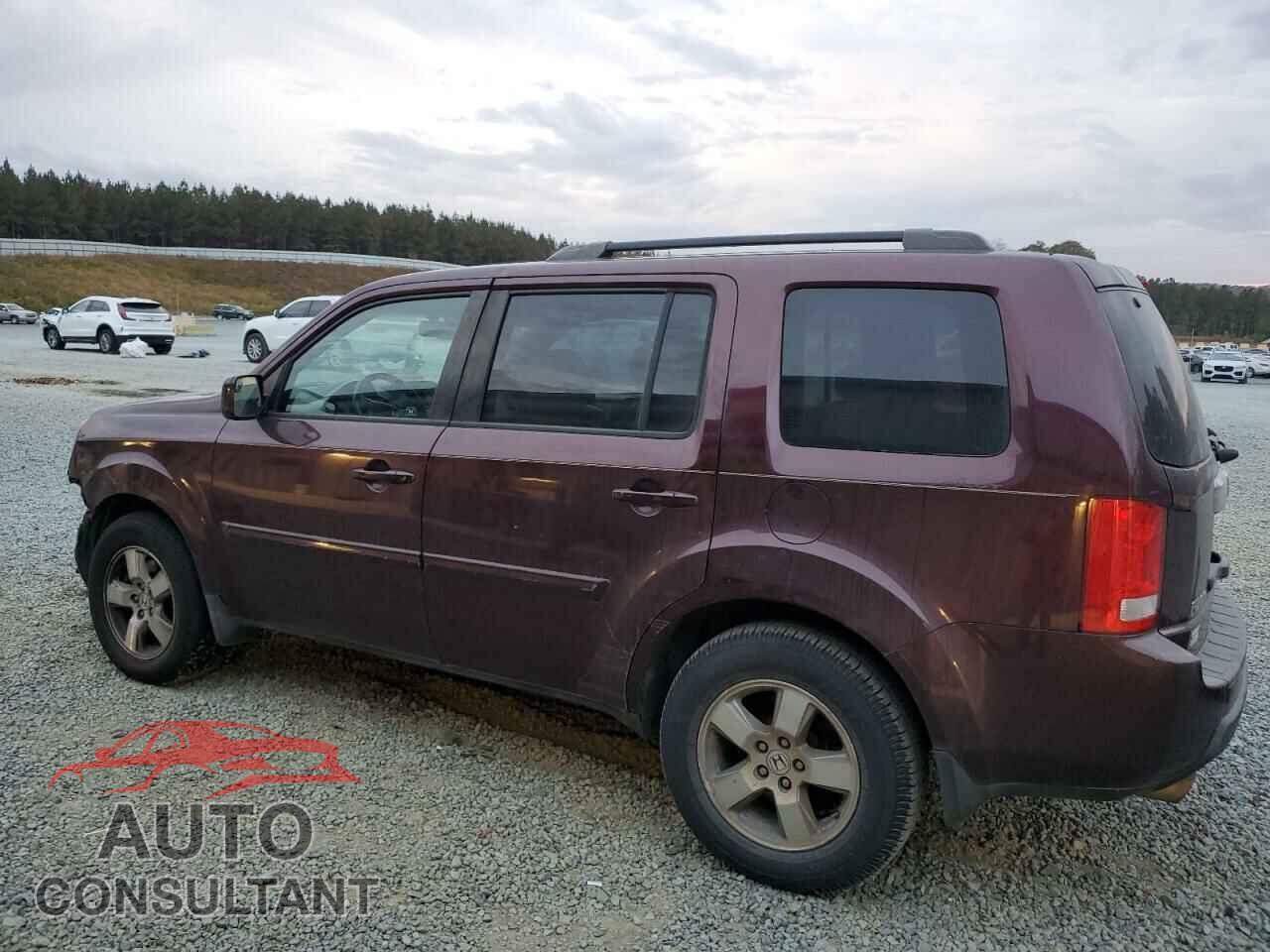 HONDA PILOT 2011 - 5FNYF4H57BB030576