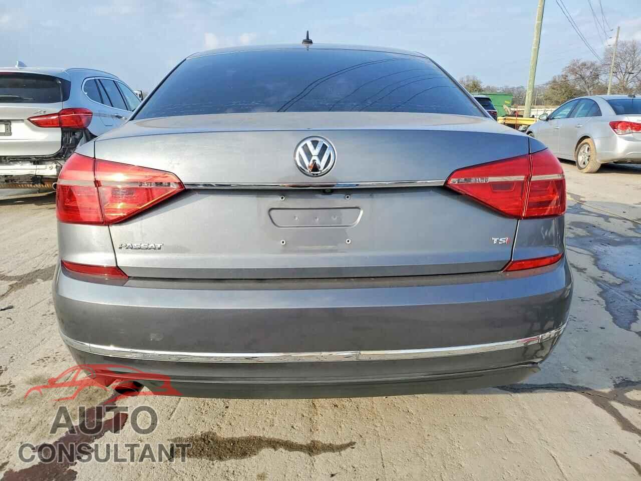 VOLKSWAGEN PASSAT 2016 - 1VWAT7A34GC036275