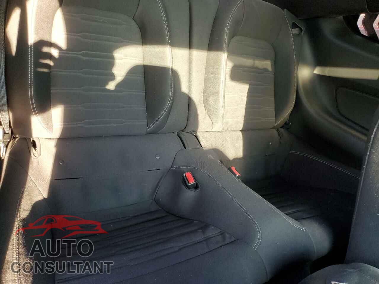 FORD MUSTANG 2016 - 1FA6P8CF0G5333659