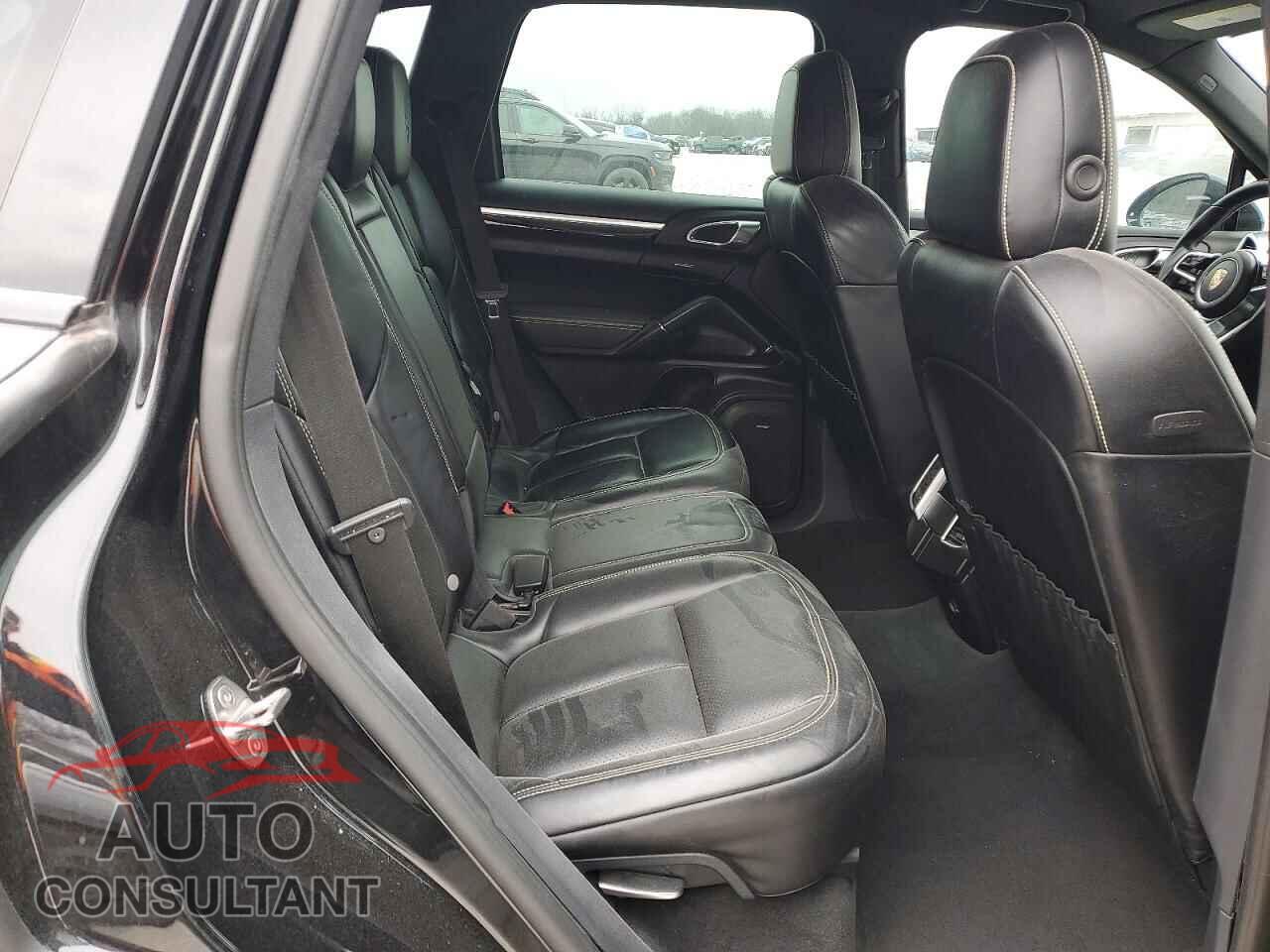 PORSCHE CAYENNE 2017 - WP1AA2A21HKA86236