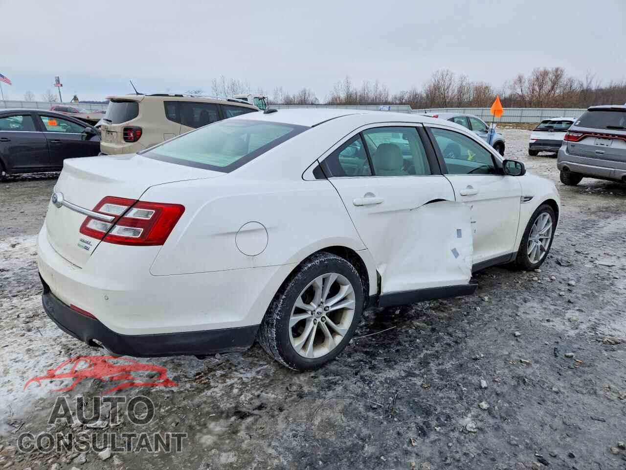 FORD TAURUS 2013 - 1FAHP2H80DG210556
