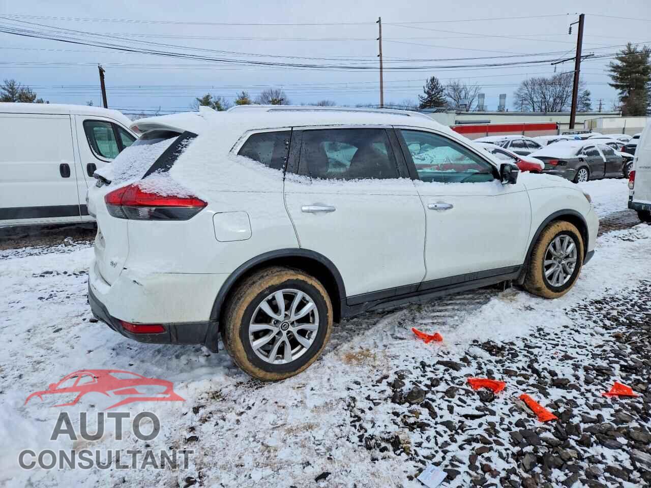 NISSAN ROGUE 2017 - KNMAT2MT5HP543374